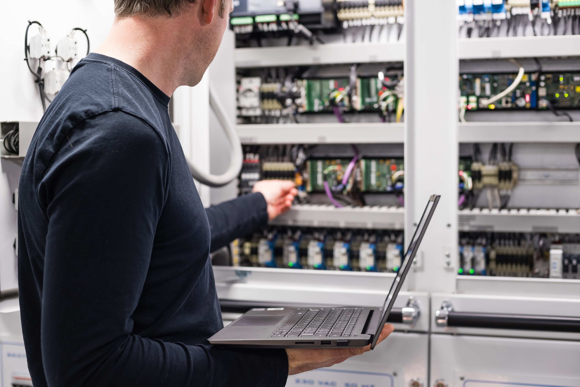 cox-Electrical-Electrician